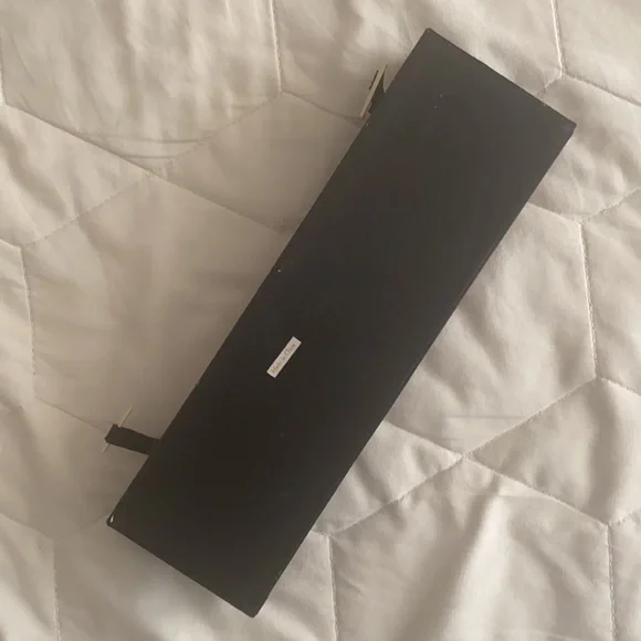 ❄️4 for $20❄️ Silk Chopstick Box - Picture 3 of 3